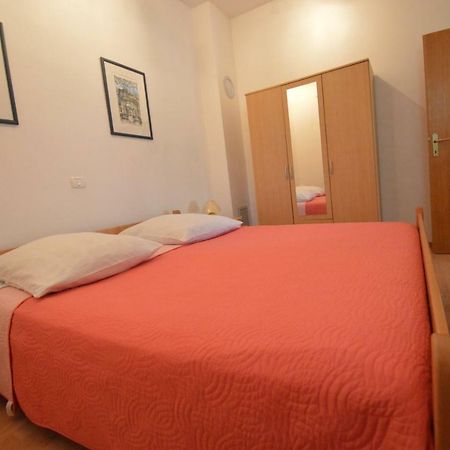 Apartment "Monte" Pola Esterno foto
