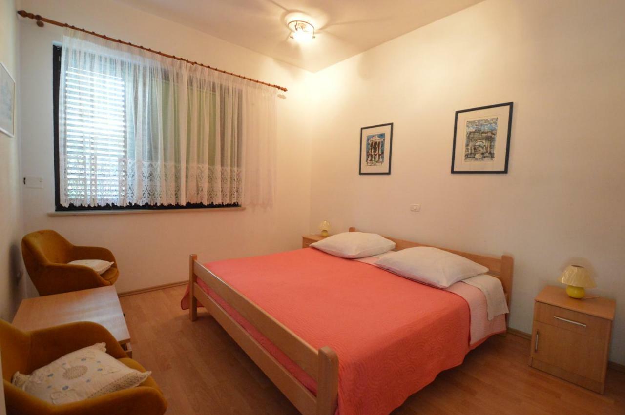 Apartment "Monte" Pola Esterno foto